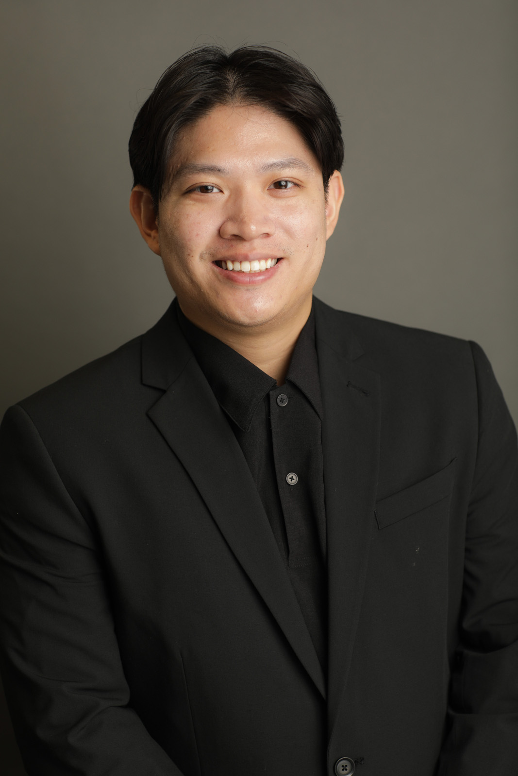 Jonathan Kreyling-Hoag Headshot